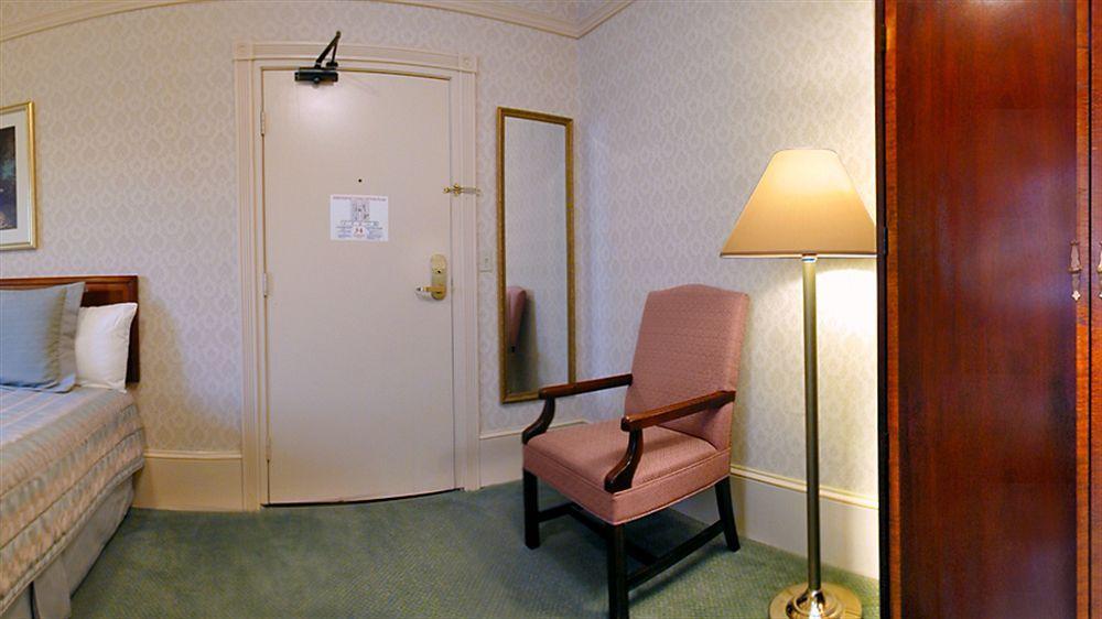 Courtyard By Marriott San Francisco Downtown/Van Ness Ave Buitenkant foto